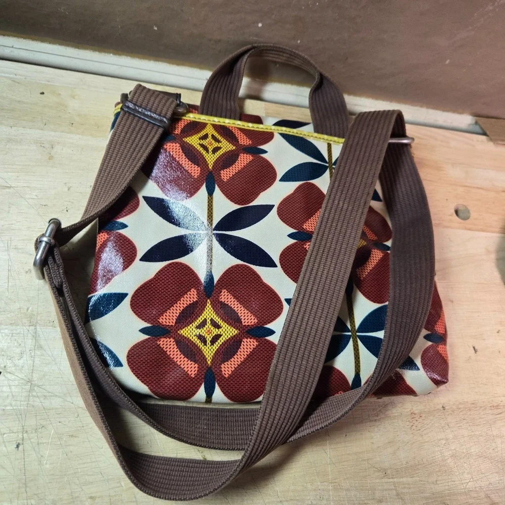 FOSSIL Canvas 